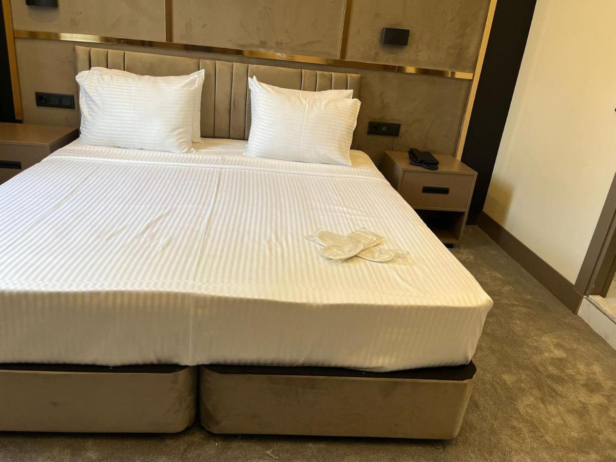 Istanblu Hotel Atasehir อิสตันบูล ภายนอก รูปภาพ