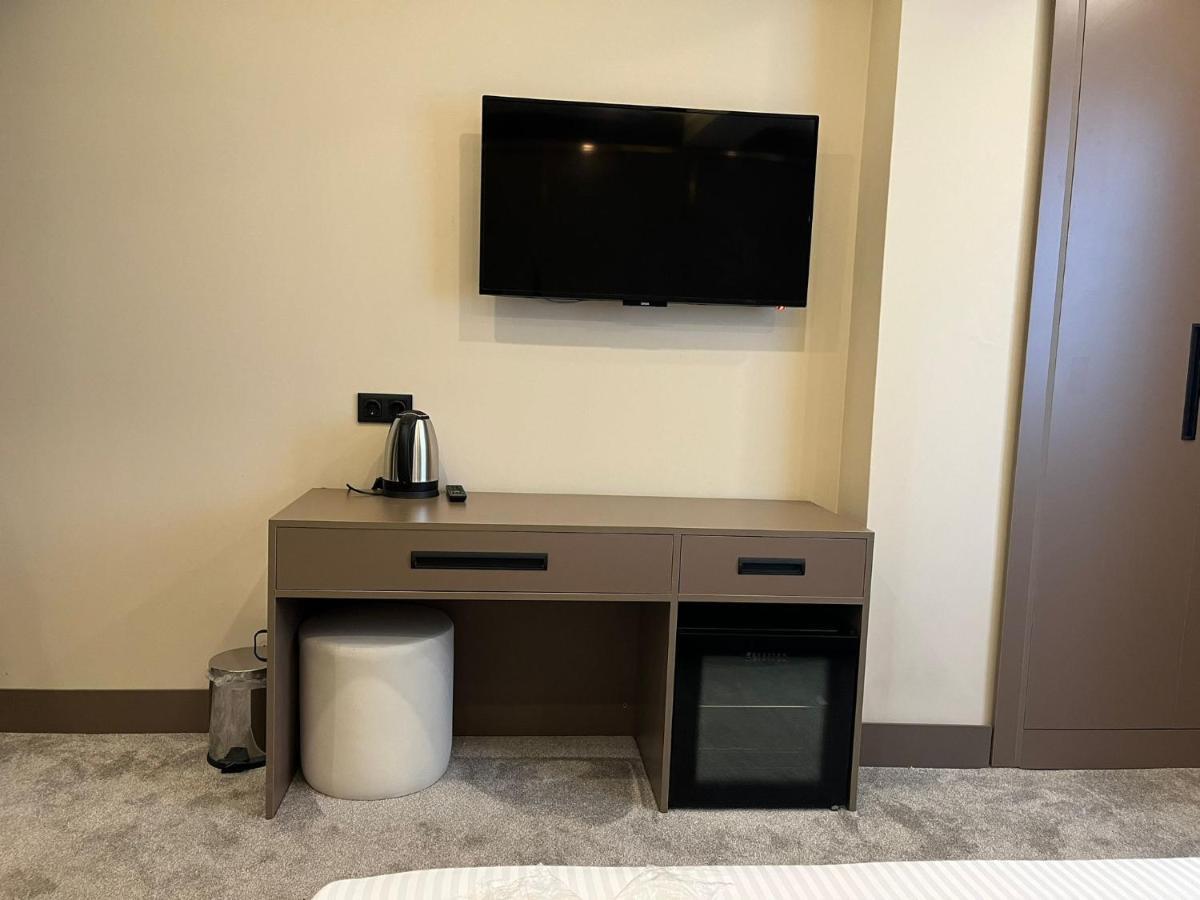 Istanblu Hotel Atasehir อิสตันบูล ภายนอก รูปภาพ