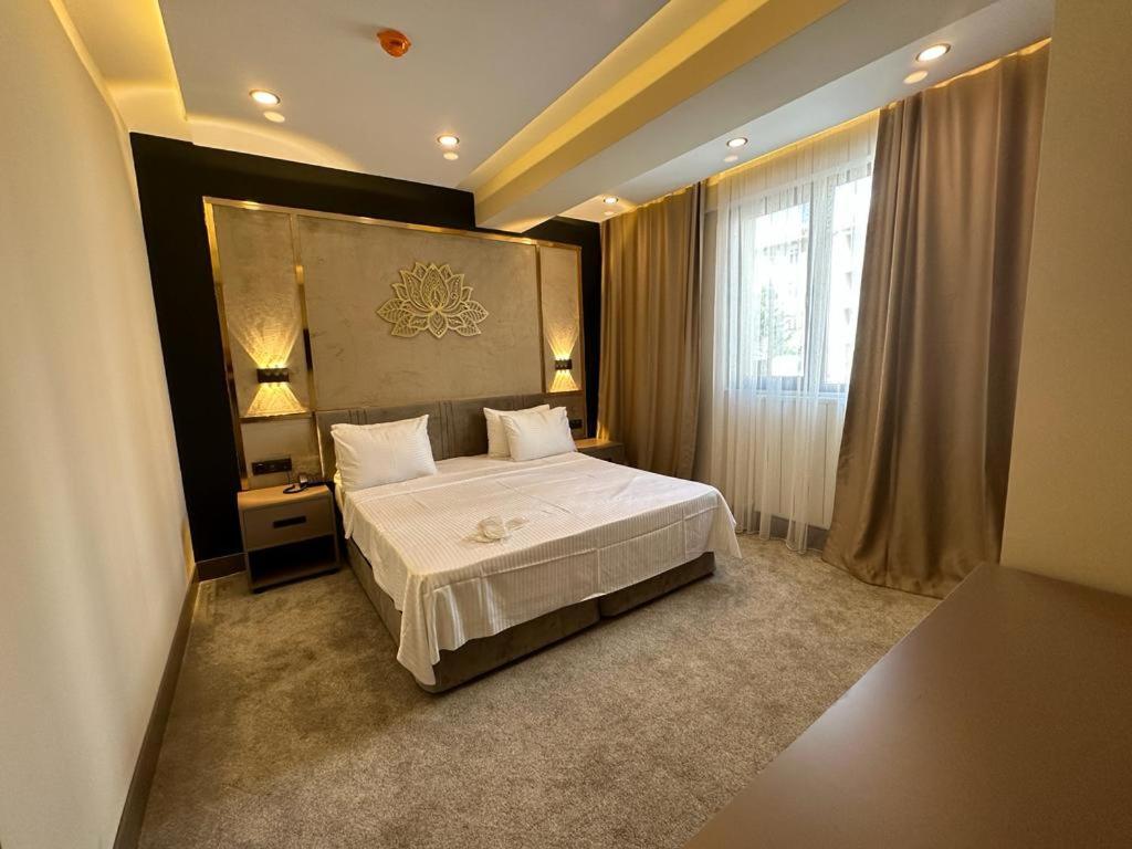 Istanblu Hotel Atasehir อิสตันบูล ภายนอก รูปภาพ