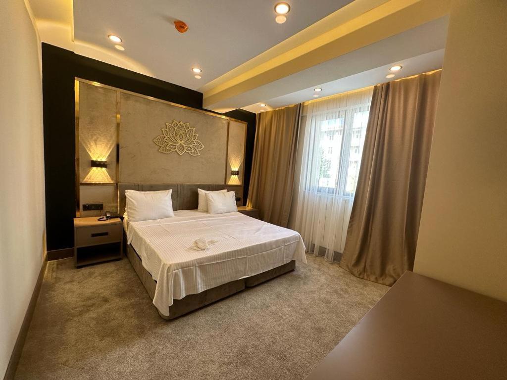 Istanblu Hotel Atasehir อิสตันบูล ภายนอก รูปภาพ
