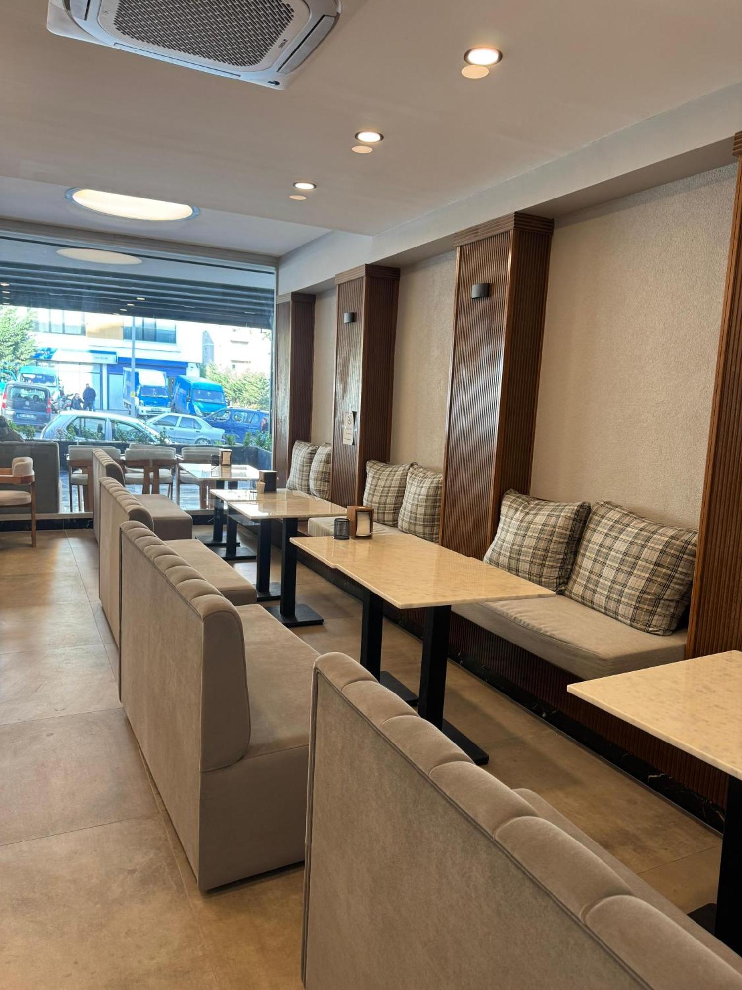 Istanblu Hotel Atasehir อิสตันบูล ภายนอก รูปภาพ