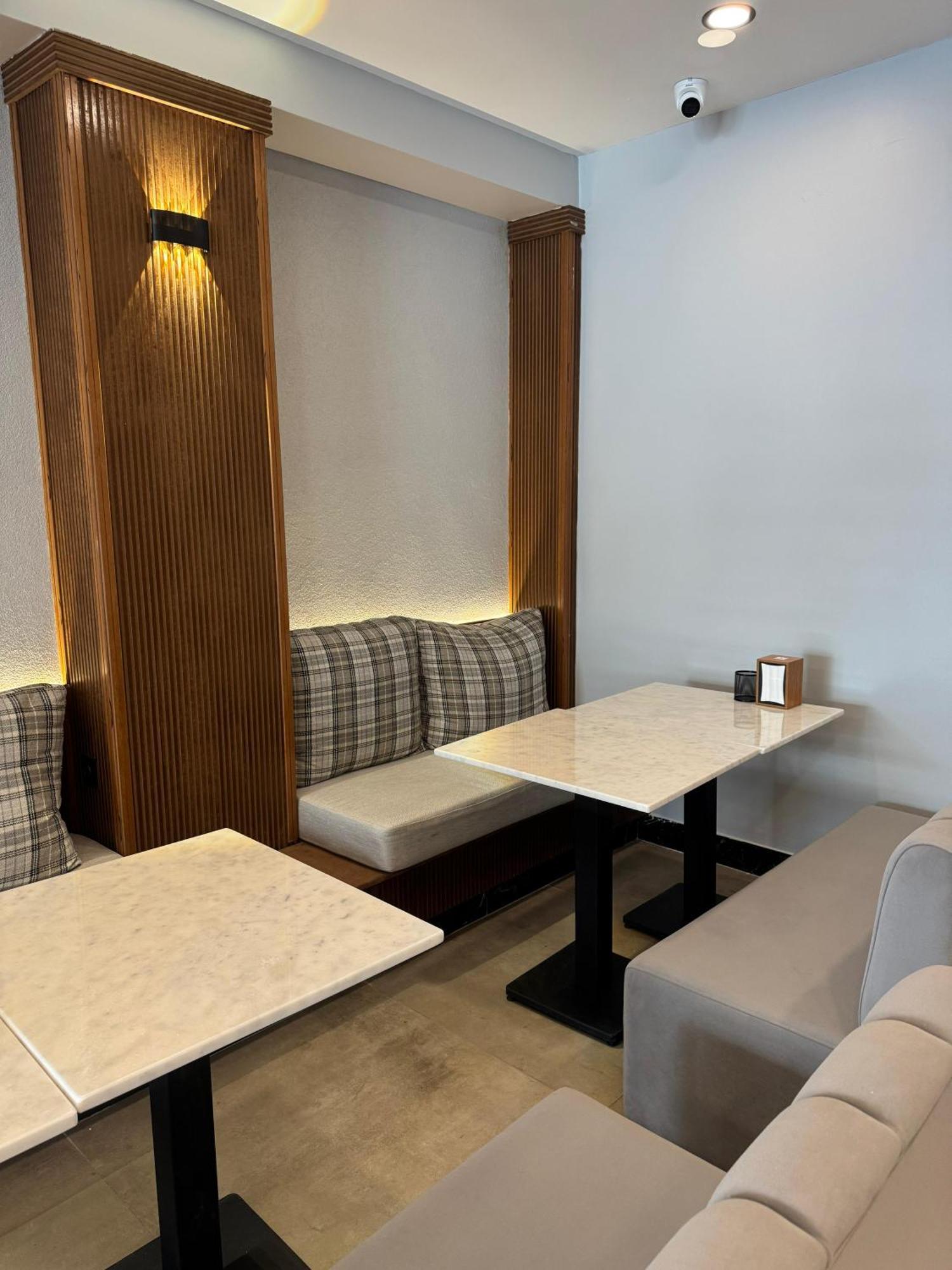 Istanblu Hotel Atasehir อิสตันบูล ภายนอก รูปภาพ