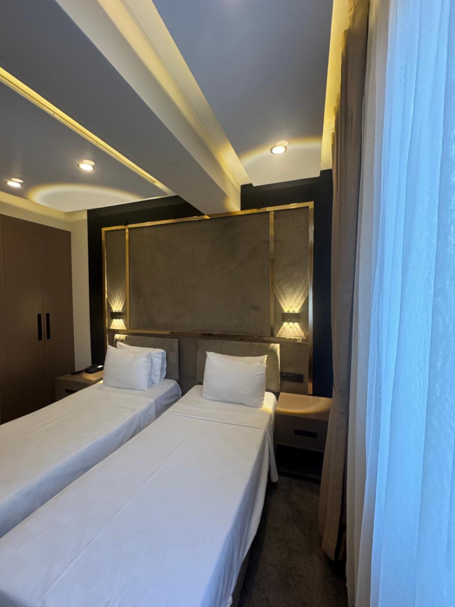 Istanblu Hotel Atasehir อิสตันบูล ภายนอก รูปภาพ