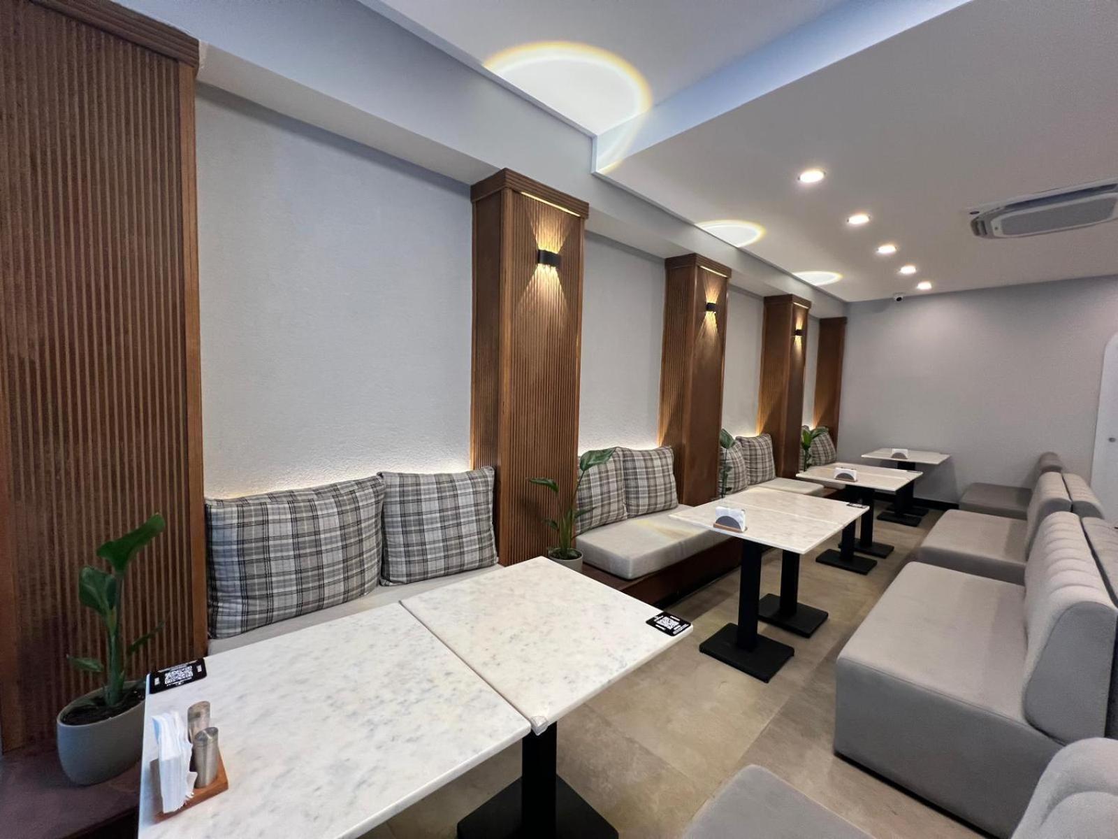 Istanblu Hotel Atasehir อิสตันบูล ภายนอก รูปภาพ